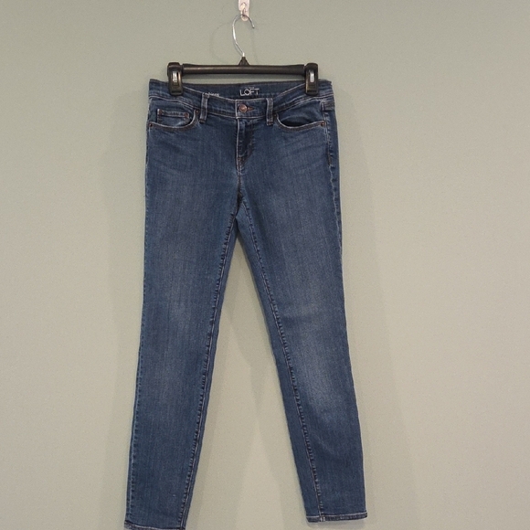 LOFT  Modern Skinny Blue Jeans Size 27/4 - Picture 1 of 9